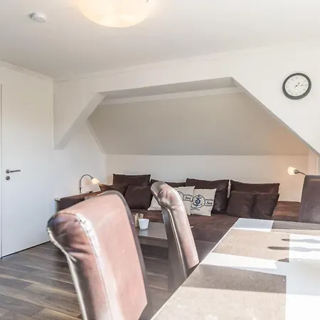 Appartamento Haus Wellen Und 5 *